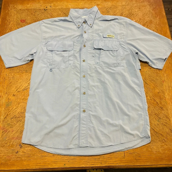Magellan Mens Fishing Shirt Large Nylon Blue Vented Short Sleeve Collared Button - Picture 1 of 8